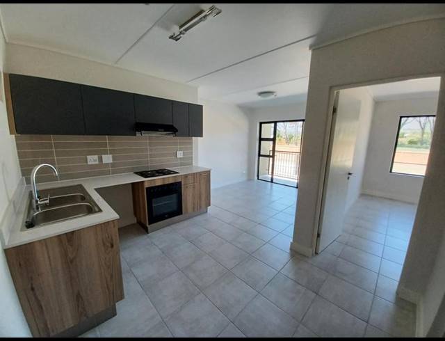 1 BEDROOM PROPERTY TO RENT IN GREENBAY ECO ESTATE